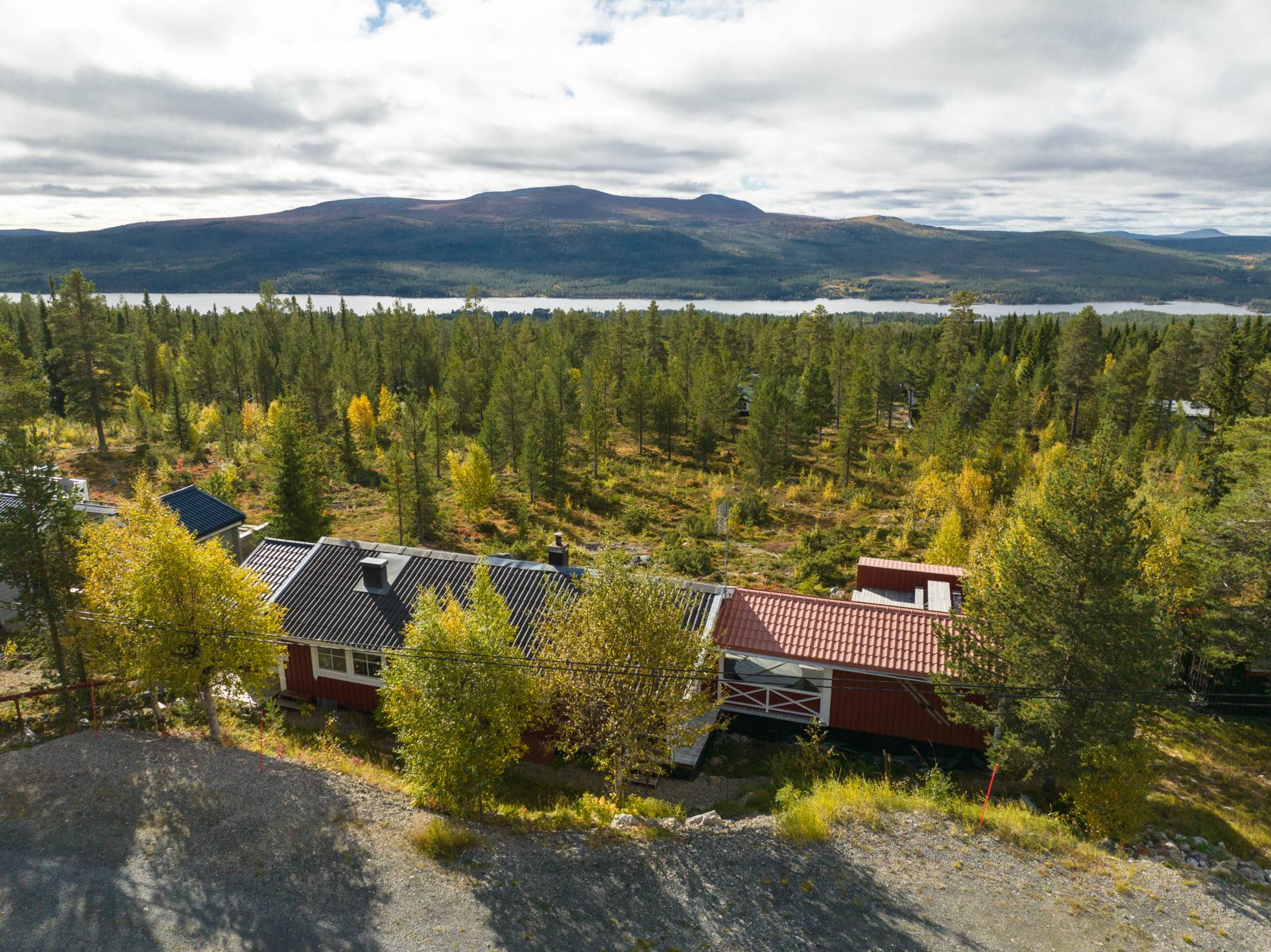 Fantastiskt läge i Hovärksbyn med spabad och renoverat badrum