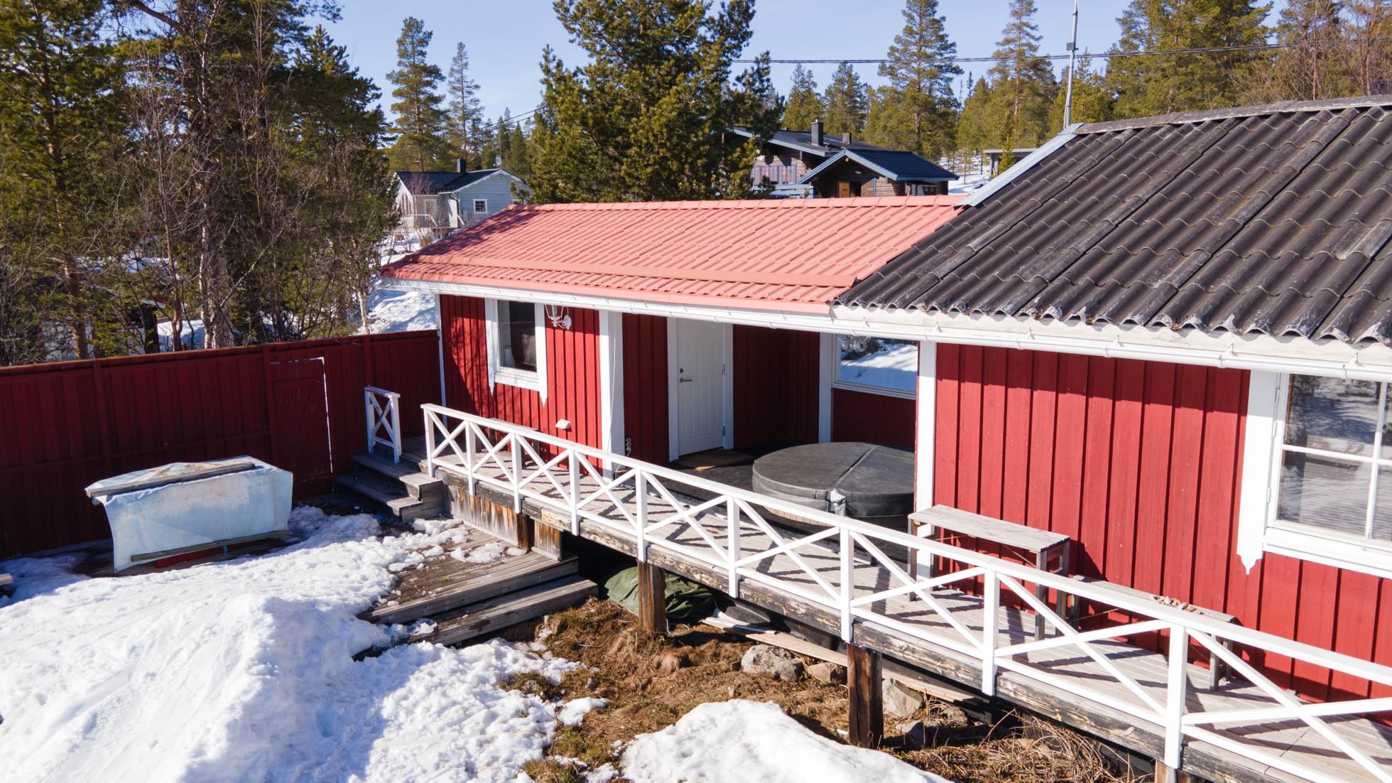 Fantastiskt läge i Hovärksbyn med spabad och renoverat badrum